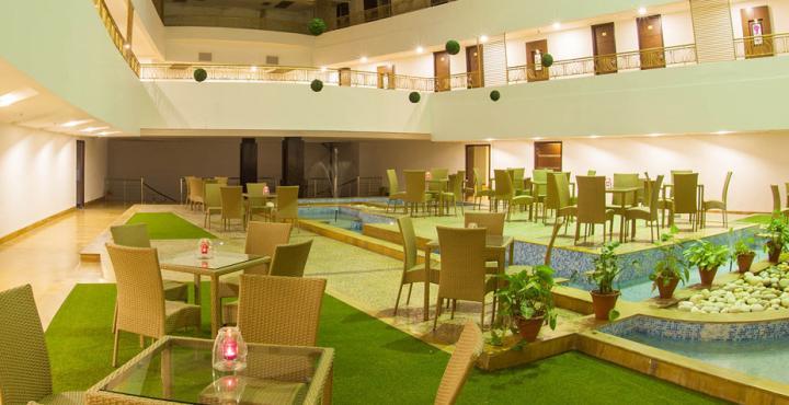Velvet Clarks Exotica Hotel Zirakpur Exterior photo